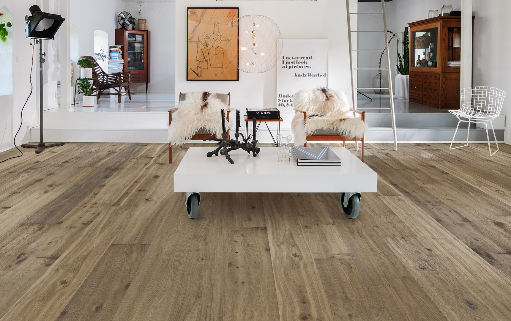 養(yǎng)護(hù)指南|年底煥新顏,給家里地板做個SPA image3 養(yǎng)護(hù)指南|年底煥新顏,給家里地板做個SPA image3