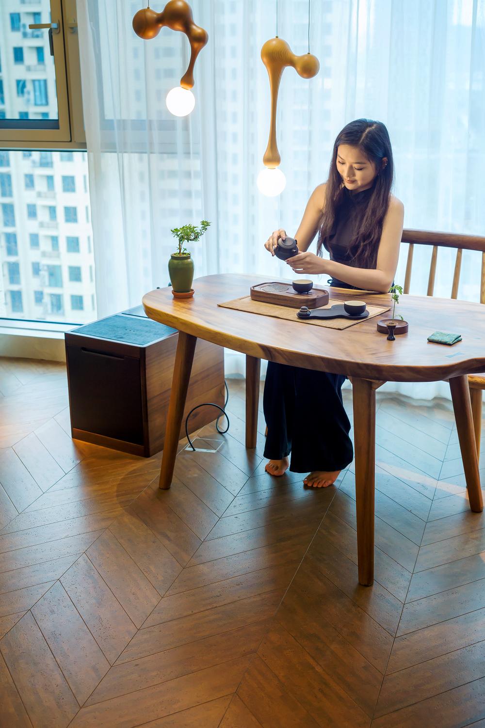 中式風新家的靈魂，居然是這塊軟木地板 圖片15